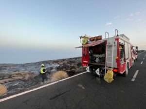 bomberos voluntarios,adeje,bomberos,incendio,inundación,fuego,aguas torrenciales,lluvias