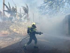 bomberos voluntarios,adeje,bomberos,incendio,inundación,fuego,aguas torrenciales,lluvias